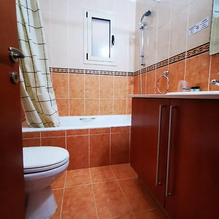 Escape And Relax Cozy In Pafos! Apartment *