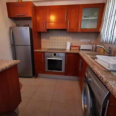 Escape And Relax Cozy In Pafos! Apartment Mandria (Paphos)